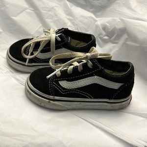 Toddler Vans Sneakers classic black size with white stripe and stitching